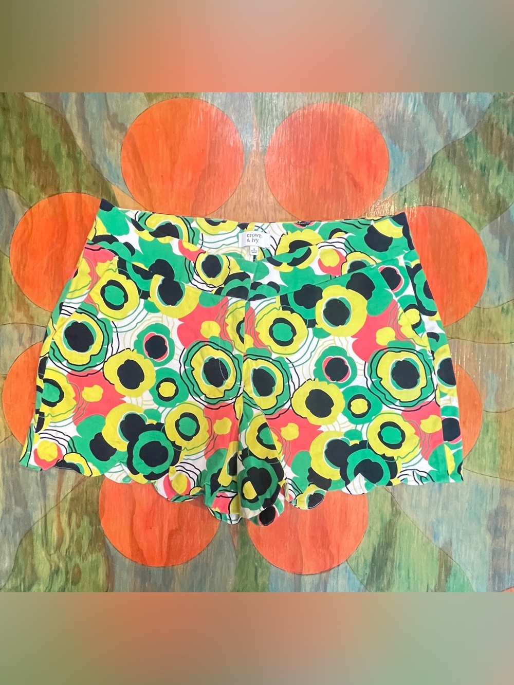 Crown & Ivy Chino Shorts Multicolored Cotton Spandex Pockets Button Size 4 Pull